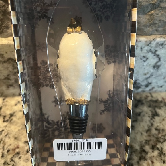 MacKenzie-Childs Courtly Check Penguin Bottle Stopper.New in Box!